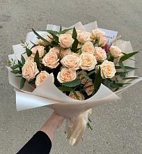 Букет Кремовые розы Латте в Буденновске